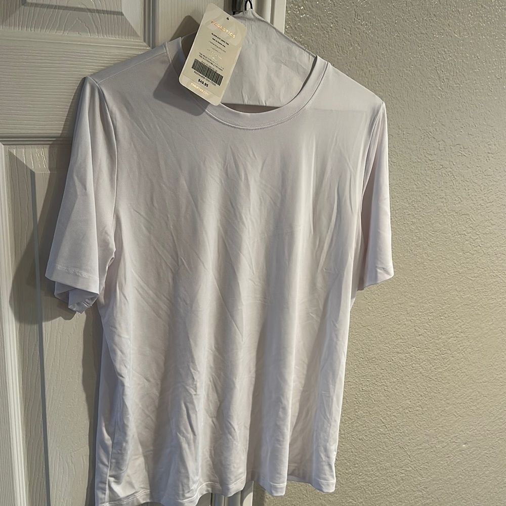 NWT fabletics Blake s/s long Tee